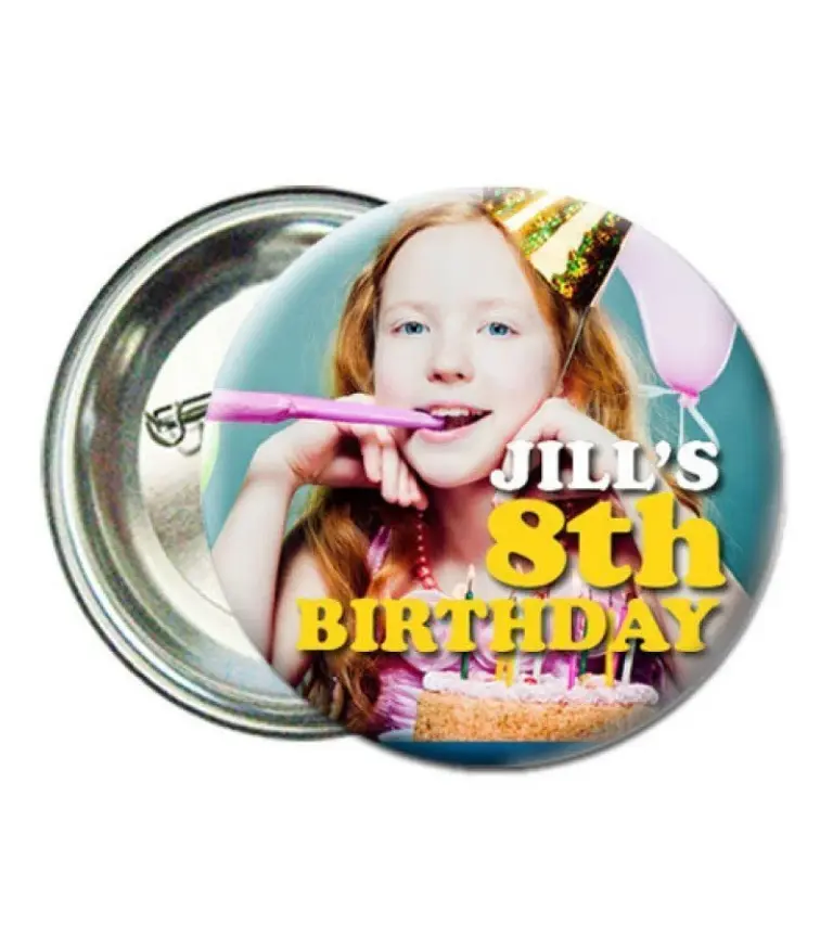 birthday-pin-mockup